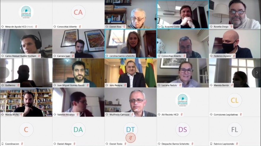 Barros Schelotto: "Es necesario que cada una de las herramientas en las que trabajamos lleguen al sector productivo"