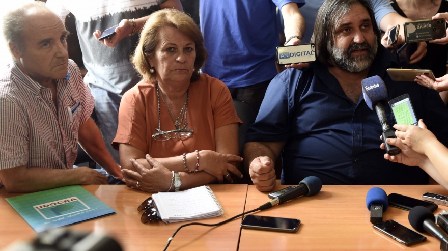 SUTEBA y la FEB aceptaron la propuesta salarial del Gobierno, mientras que Udocba, la rechazó