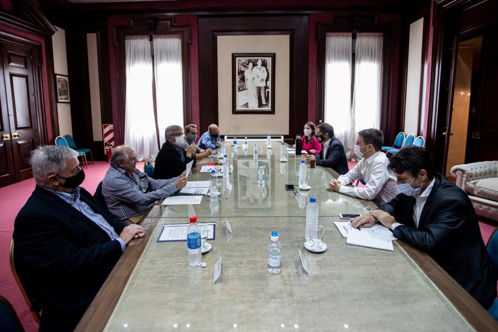 Kicillof y Costa recibieron a representantes de la industria para profundizar el trabajo conjunto