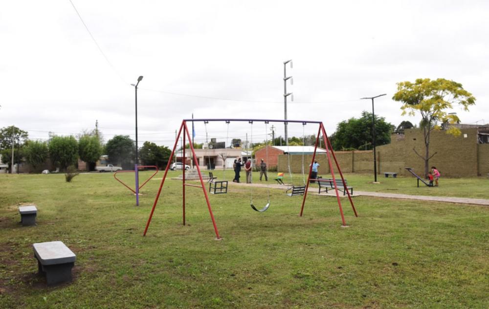 Fue presentada una nueva Plazoleta en la calle 110, entre Miguel Calderón y Pintos