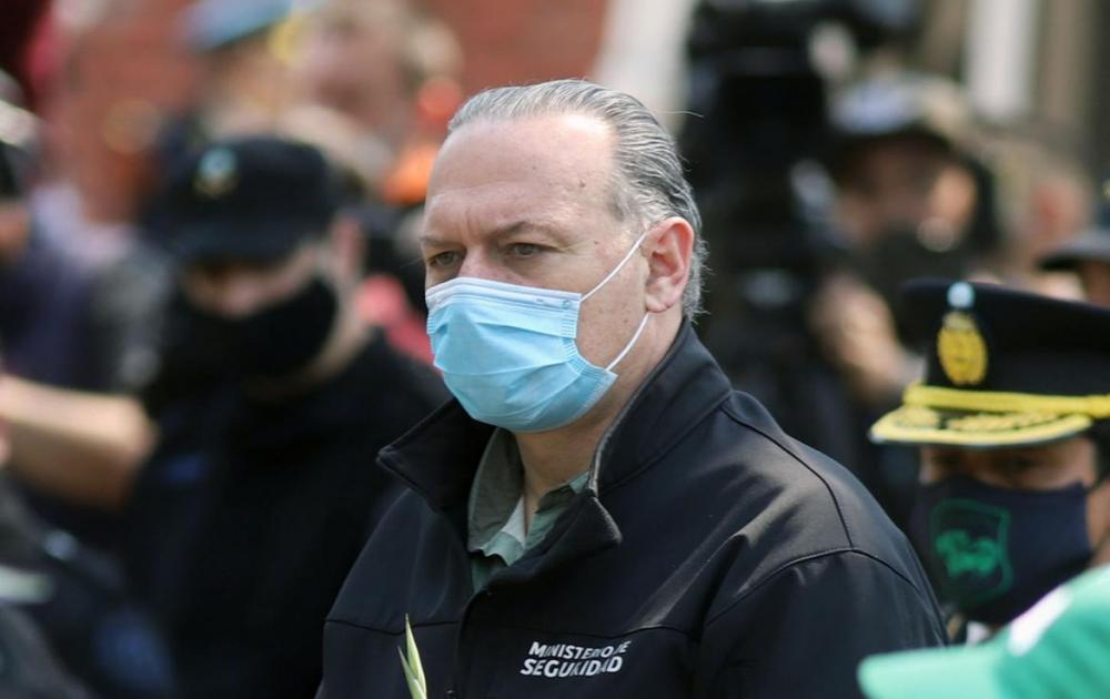 Berni: "Hay que cerrar todo, que no haya ni transporte público"