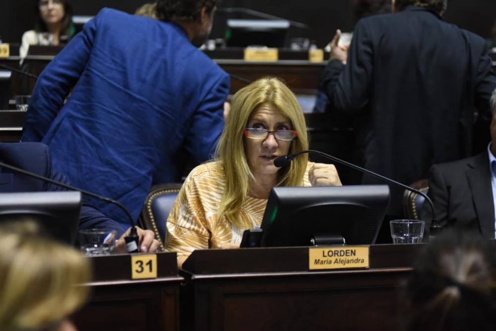Alejandra Lorden: “Vamos a facultar al Gobernador para que compre vacunas”