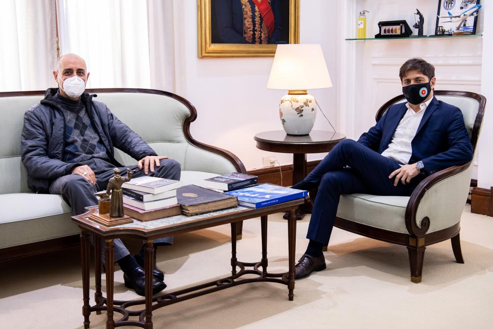 Kicillof se reunió con el Arzobispo Víctor Manuel Fernández