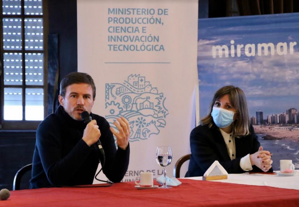 La Provincia inició la entrega de la tercera etapa del Fondo para la Cultura y Turismo