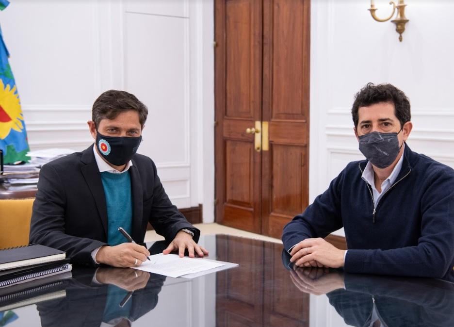 Kicillof firmó convenio para realizar obras viales sobre la ruta 41