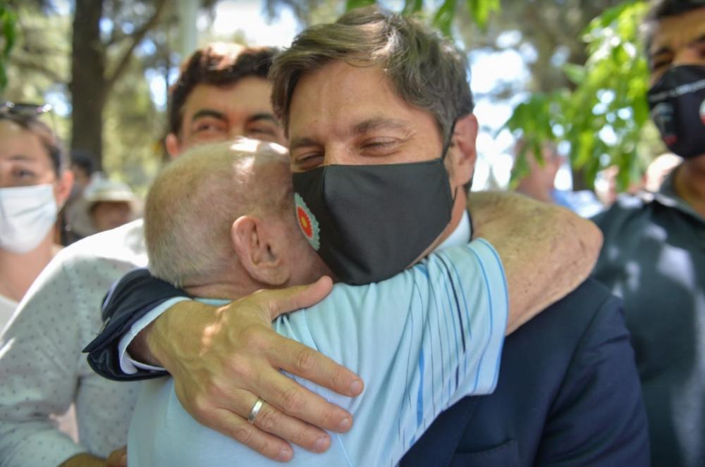 Kicillof encabezó un encuentro con más de 1.500 jubilados y jubiladas en Isidro Casanova