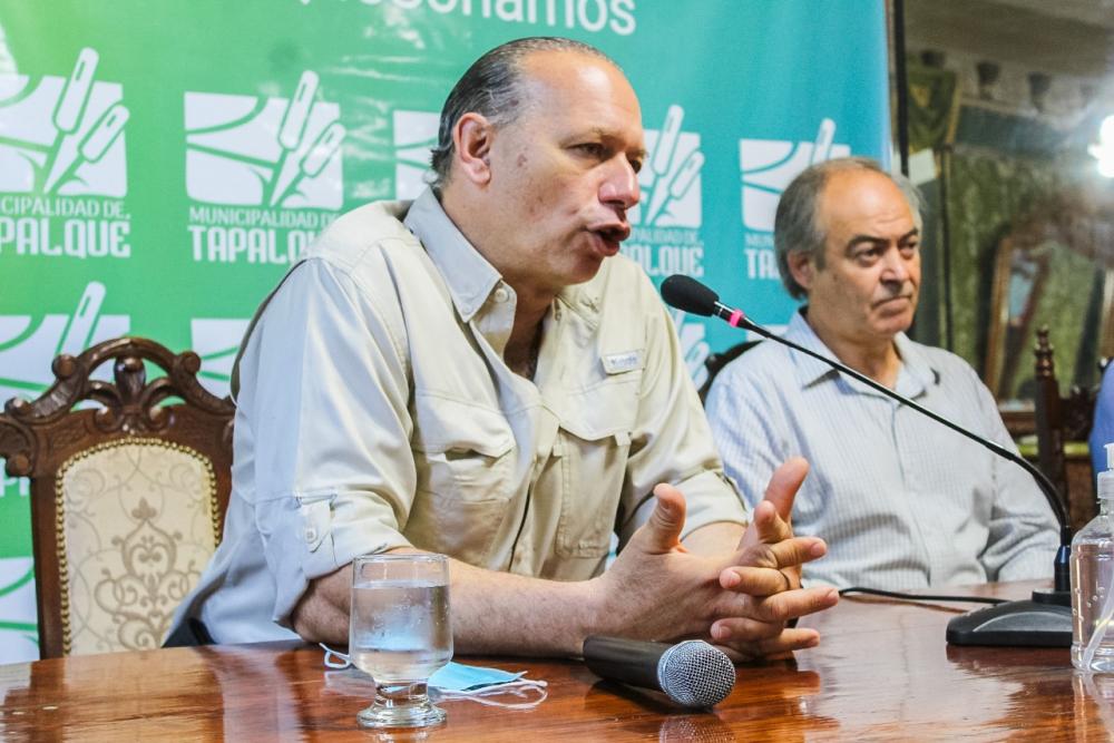 Berni entregó patrulleros en Tapalqué