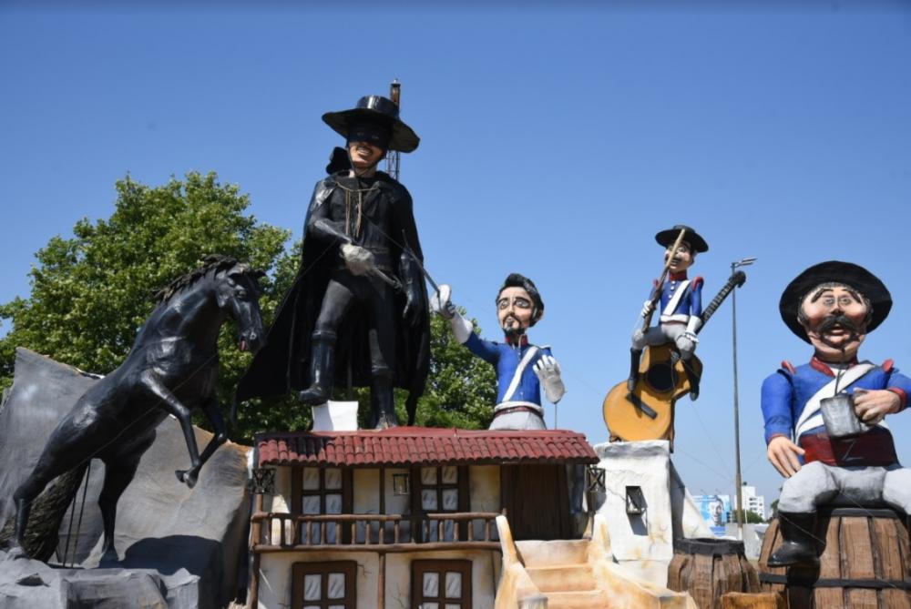 La Plata se prepara para la quema de muñecos de fin de año