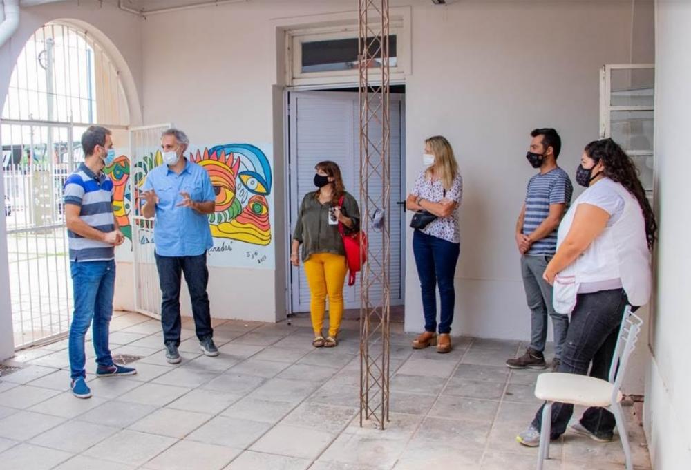 Petrecca: "Estamos comprometidos con la educación, por eso el trabajo es integral y los 365 días del año"