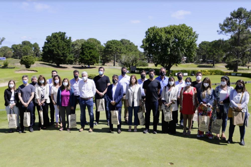 Kicillof se reunió con representantes del sector productivo en Villa Gesell