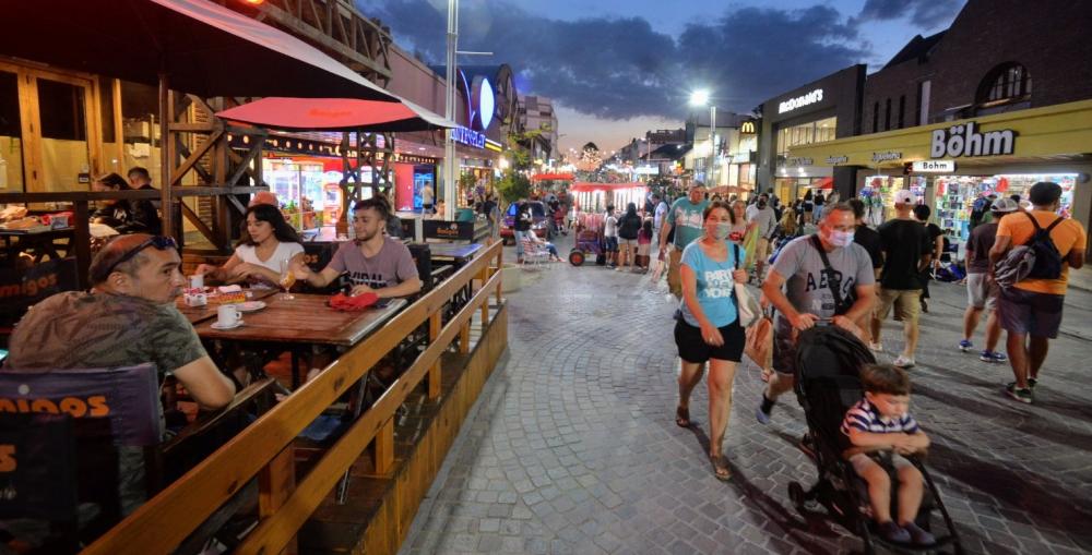 Villa Gesell: Más de 6 mil millones de pesos generó el movimiento económico de la primera quincena