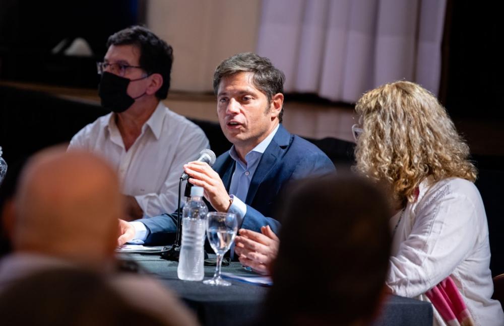 Kicillof y Sileoni encabezaron el cierre del encuentro de inspectores y jefes regionales y distritales de educación