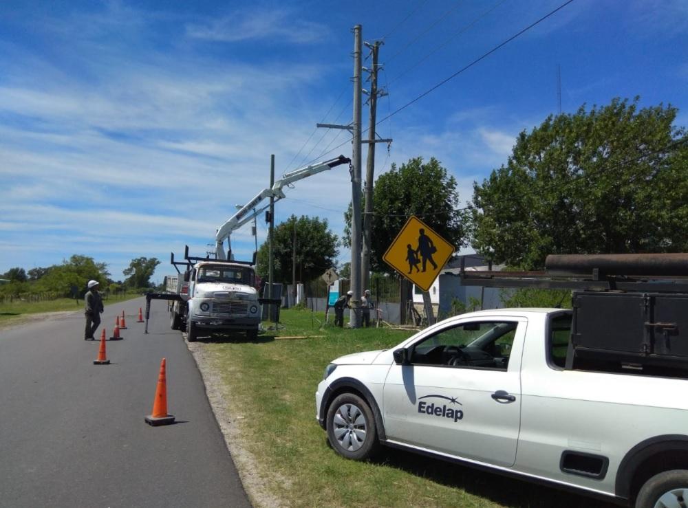 Edelap realizó obras de mejora en las redes que abastecen a Los Talas