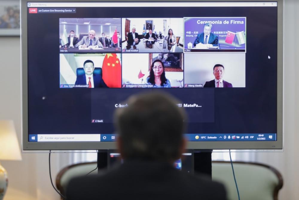 Kicillof participó de la firma del convenio para la construcción de Atucha III