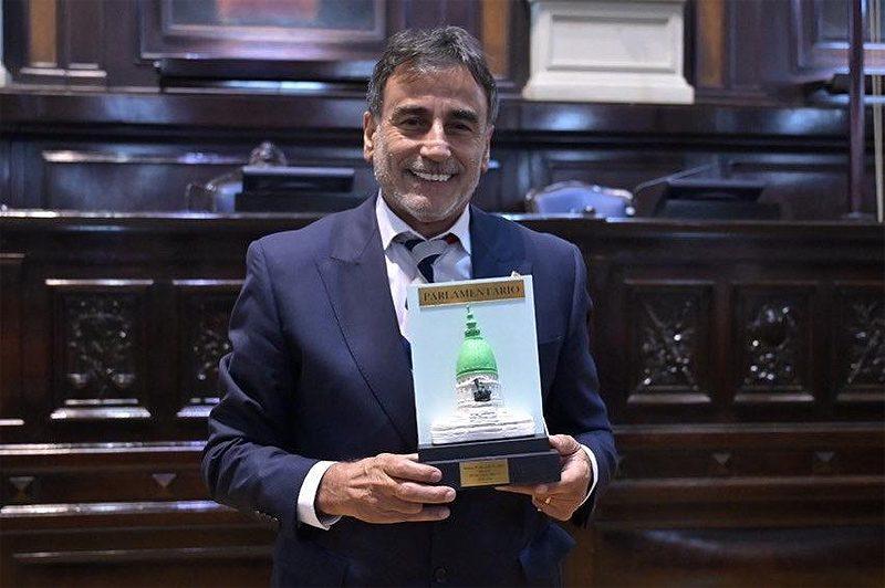 Eslaiman: “El consenso y el diálogo serán primordiales para avanzar con los proyectos del Ejecutivo”