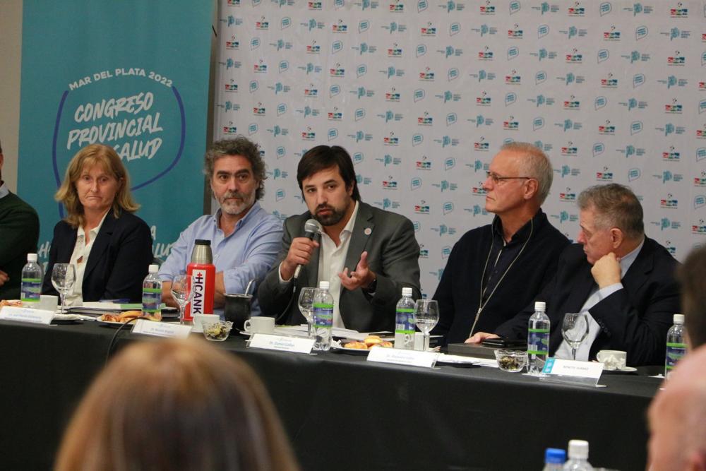 Kreplak se reunió con intendentes y secretarios de salud bonaerenses