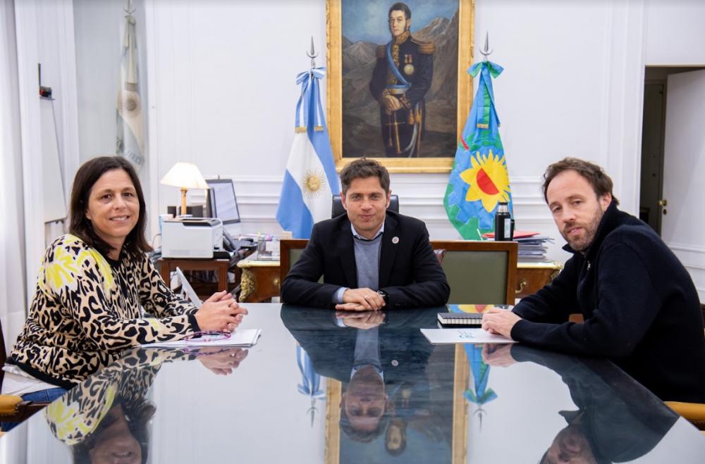 Kicillof anunció un bono y aumentos en jubilaciones y pensiones