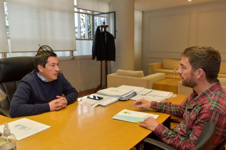 Nardini recibió al intendente Ustarroz por obras para el distrito