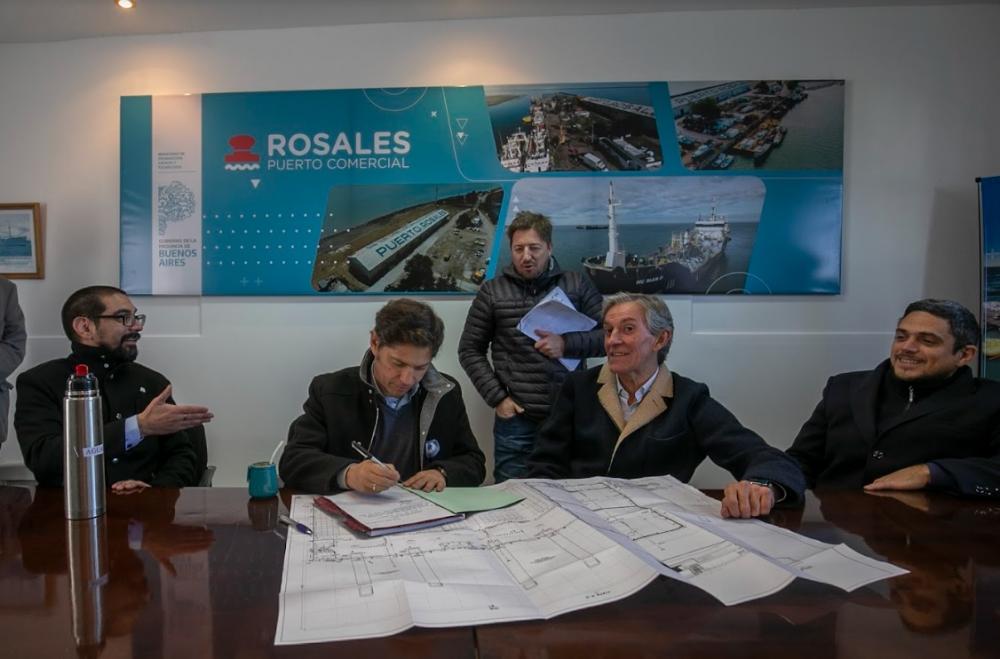 Kicillof entregó títulos de propiedad gratuitos en Coronel Rosales