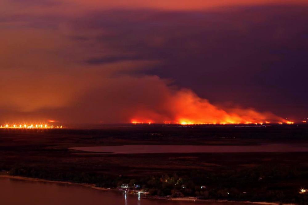 La Provincia envió brigadistas para combatir incendios en islas del Delta