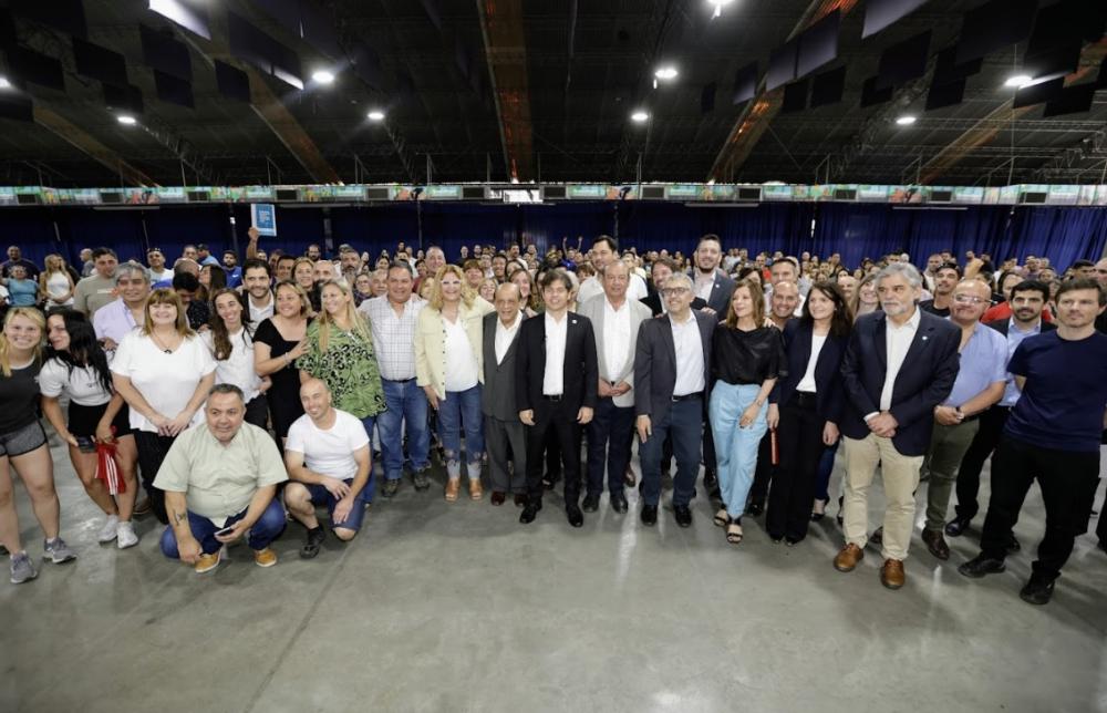 Kicillof y Filmus firmaron convenios para construir cinco centros tecnológicos