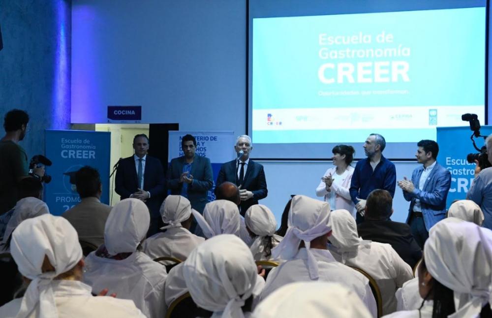 Egresaron 730 nuevos cocineros profesionales en unidades penitenciarias