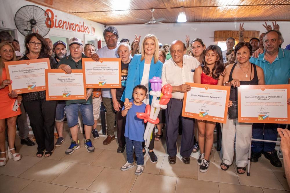 Magario y Mussi homenajearon a vecinos e instituciones de Hudson