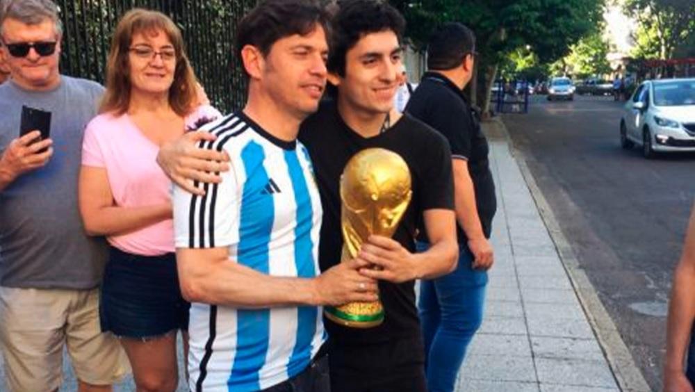 Kicillof festejó el título como un hincha más