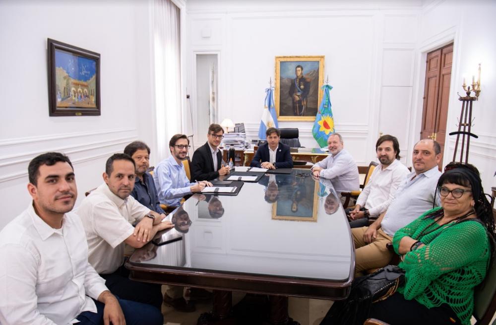 Kicillof y Ghi firmaron convenios para construir 56 viviendas y un nuevo Centro de Atención Primaria