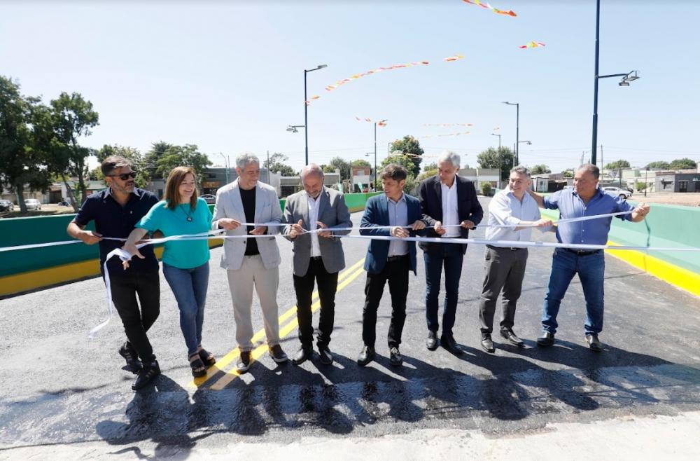 Kicillof y Secco inauguraron el puente “La Unión”