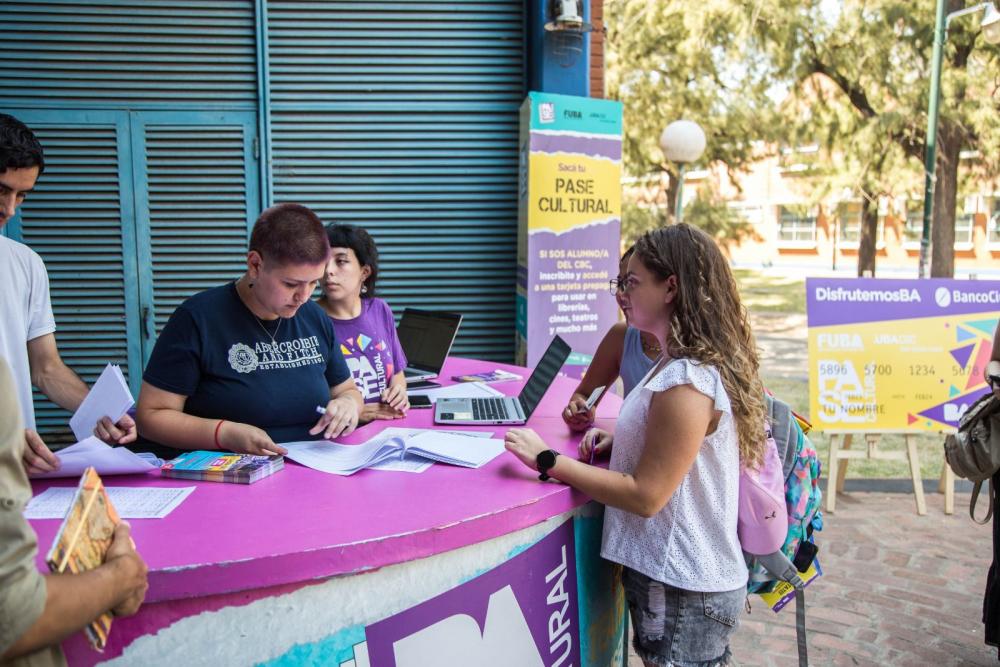 Estudiantes bonaerenses, que estén cursando el CBC, cuentan con $10 mil para disfrutar de la cultura de la Ciudad de Buenos Aires