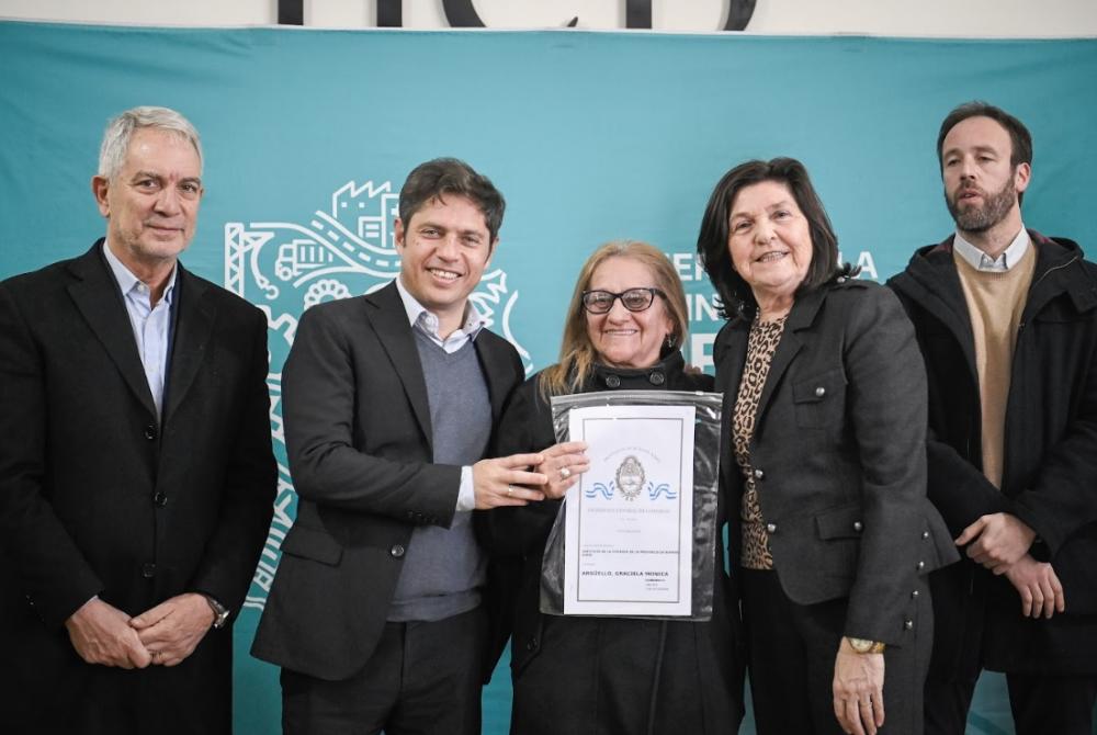 Kicillof: “Frente a quienes dicen que hay que dinamitarlo todo, nosotros vamos a seguir construyendo escuelas y hospitales”