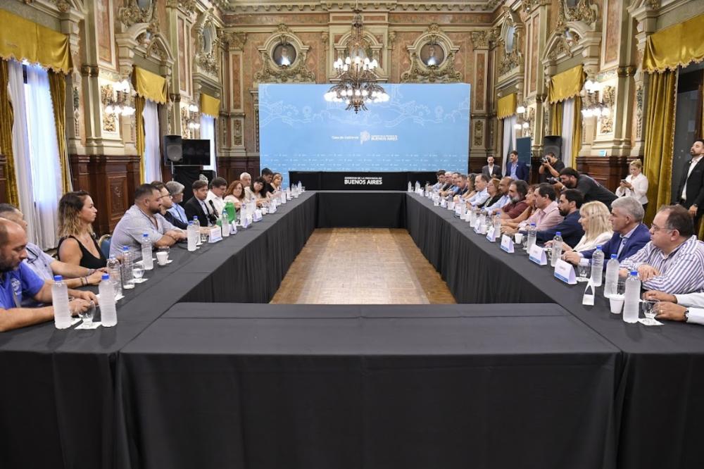 Docentes solicitan la "inmediata implementación del acuerdo paritario de resguardo y reparación"