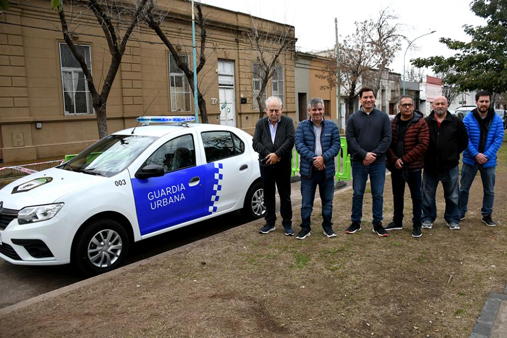 Britos presentó un nuevo móvil para Guardia Urbana