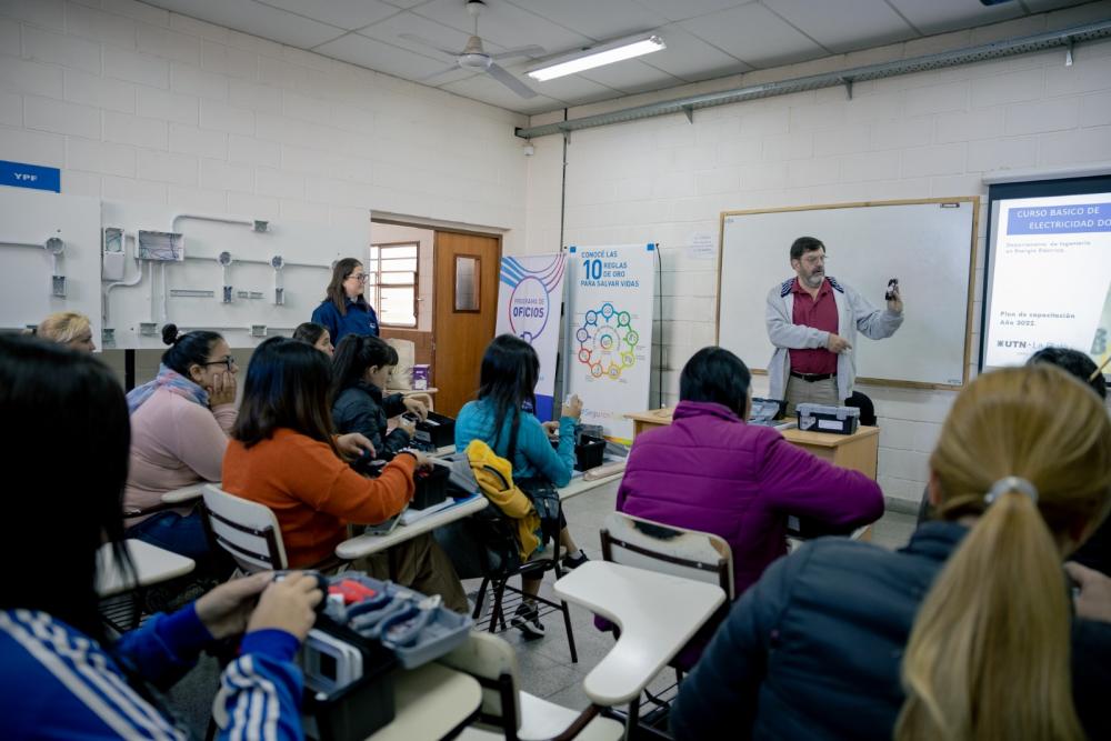 EDELAP abrió las inscripciones para su Programa de Oficios gratuito