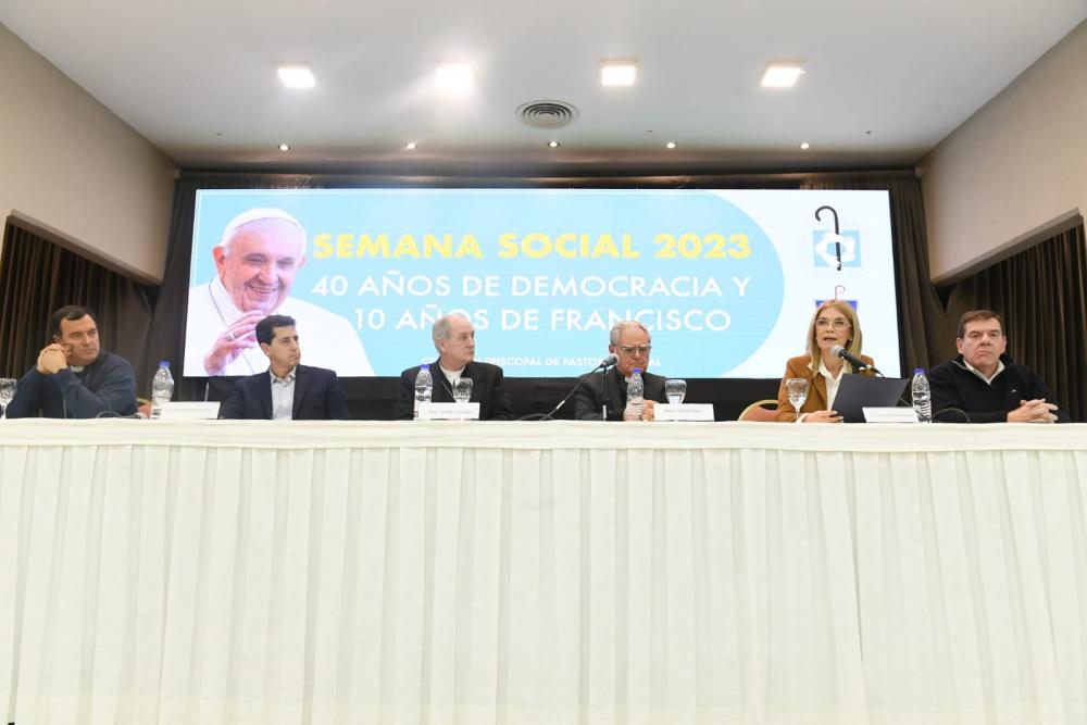 Verónica Magario: "Es urgente acordar un nuevo pacto social"