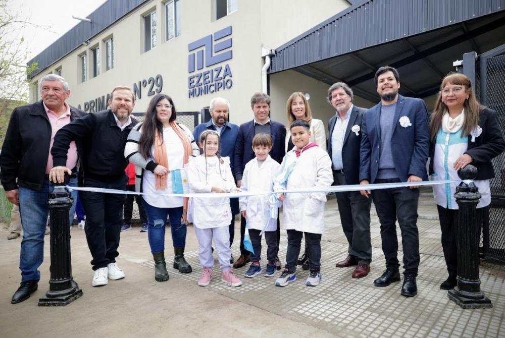 Kicillof inauguró el nuevo edificio escolar de la Escuela Primaria N°29