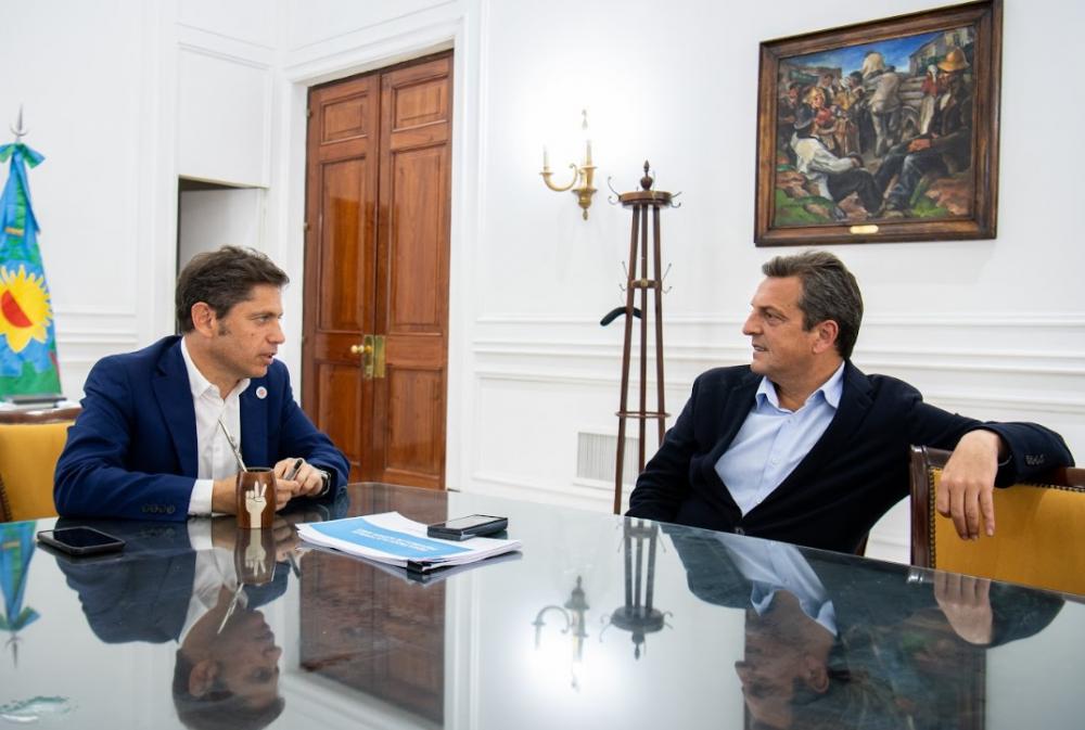Kicillof y Massa se reunieron con las y los intendentes bonaerenses electos