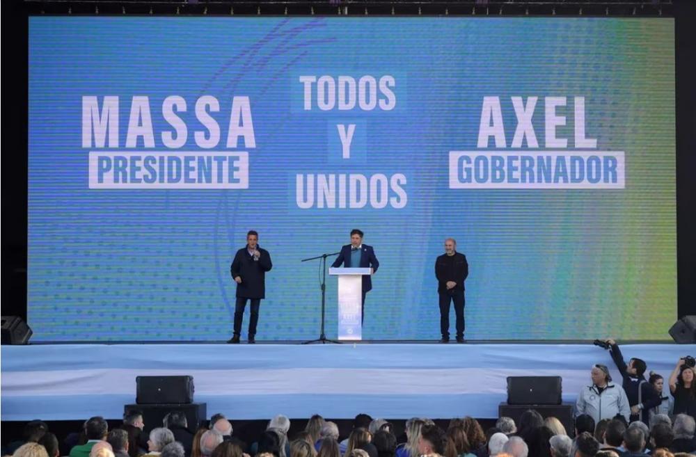 Massa y Kicillof encabezan un acto en Arsenal por el Día de la Lealtad