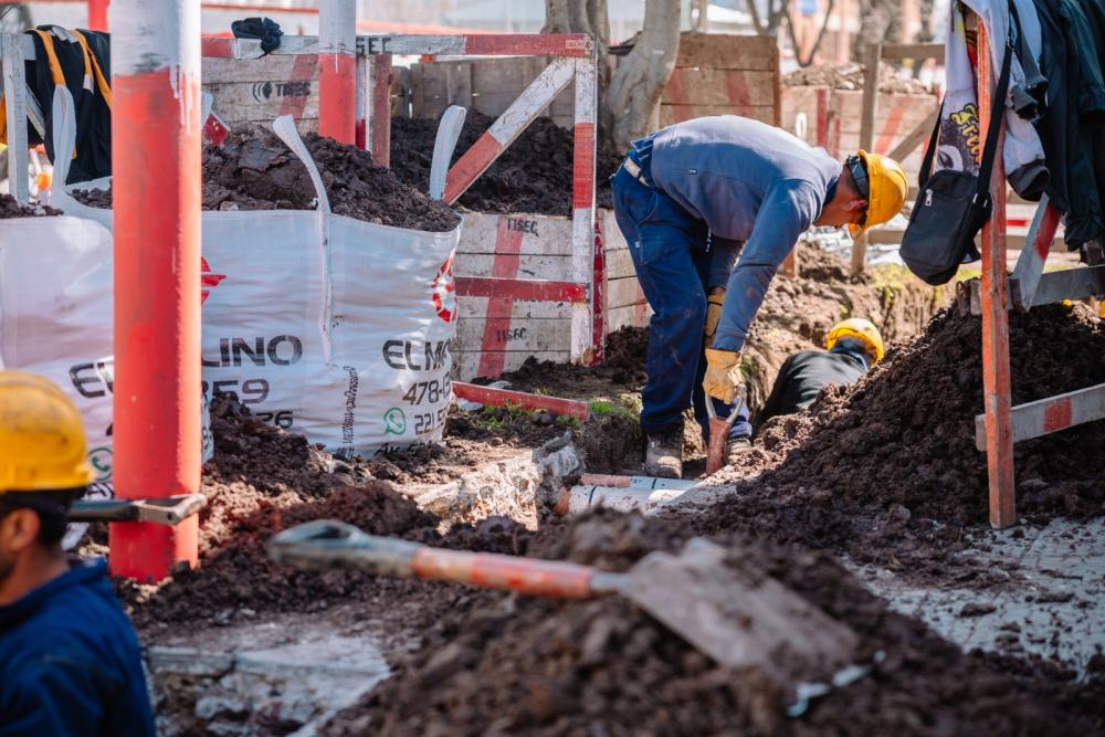 Edelap realizó obras en red troncal que beneficia a 10 mil usuarios del casco de La Plata