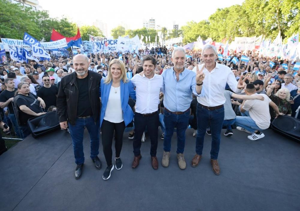 Kicillof: “Sigamos trabajando para construir el triunfo de Sergio Massa el 19 de noviembre”