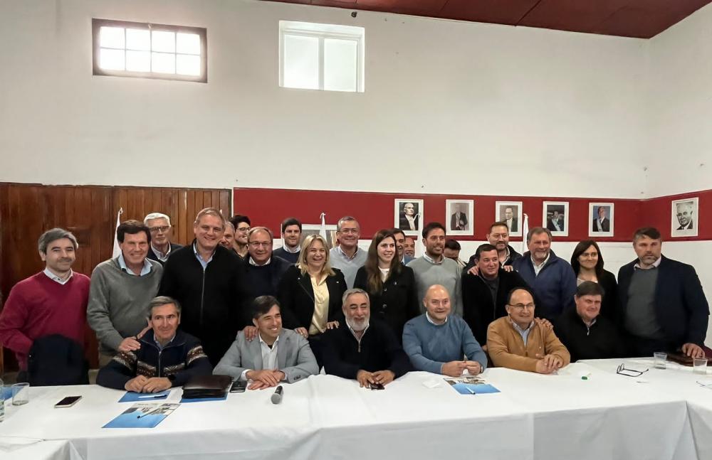 El Foro de Intendentes Radicales les dio la bienvenida a los alcaldes electos