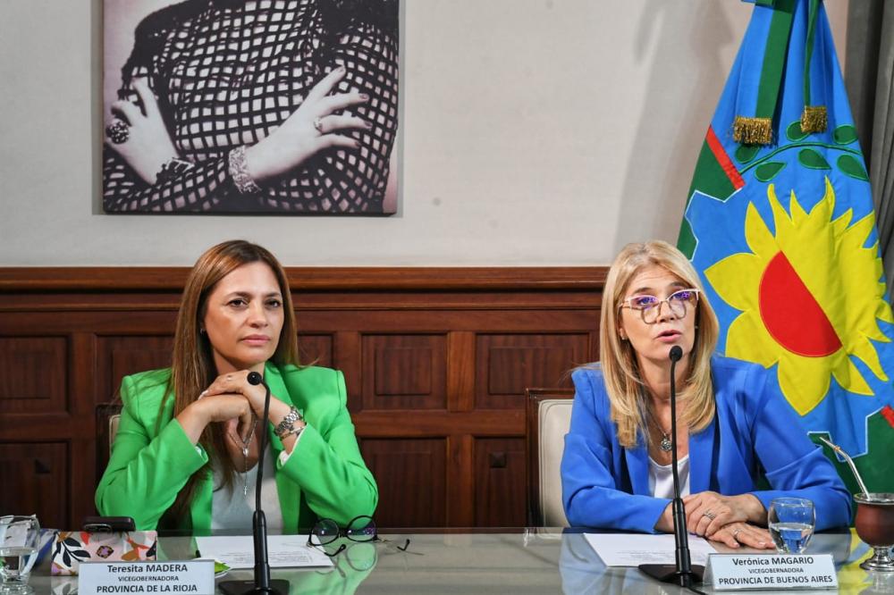 Devaluación, inflación, desregulaciones y ataque a las economías regionales, ejes de la agenda de trabajo del FOVIRA