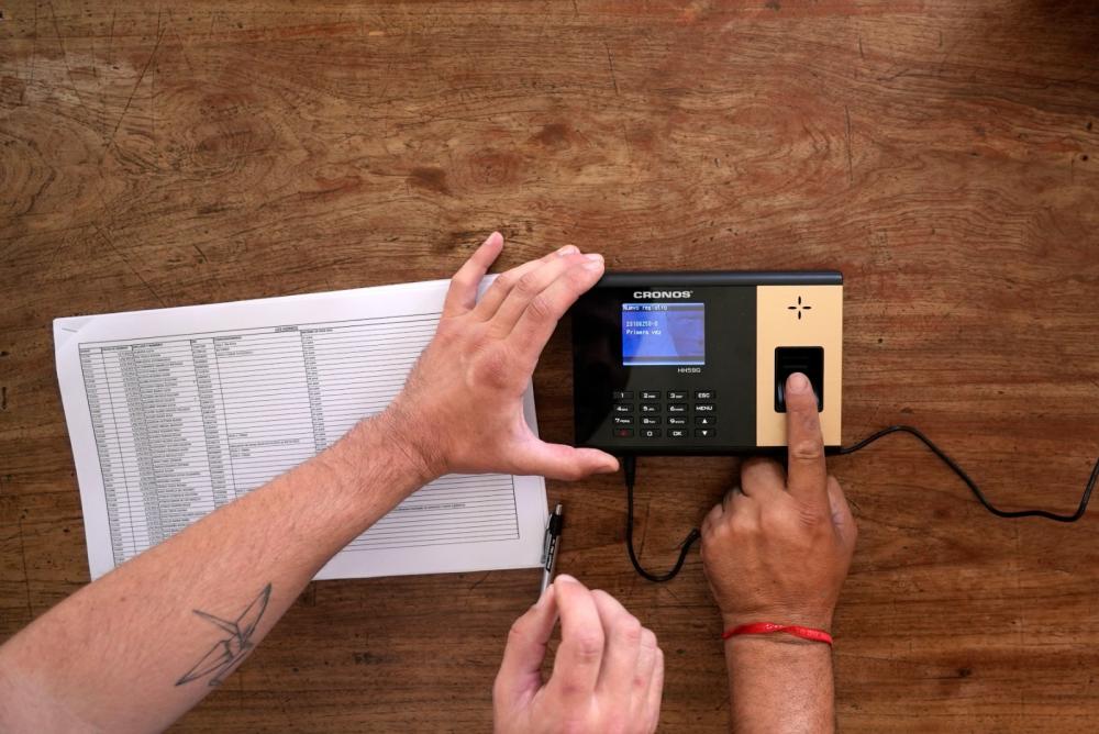 Inició el control biométrico de ingreso y egreso al personal municipal