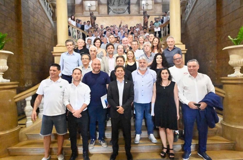 Kicillof recibió a representantes de Cámaras y Agrupaciones empresarias