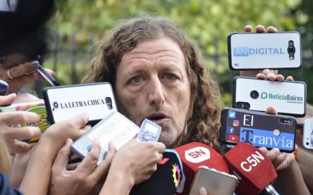 Oscar de Isasi: “El plan económico de Milei nos está llevando a un desastre sin precedentes”