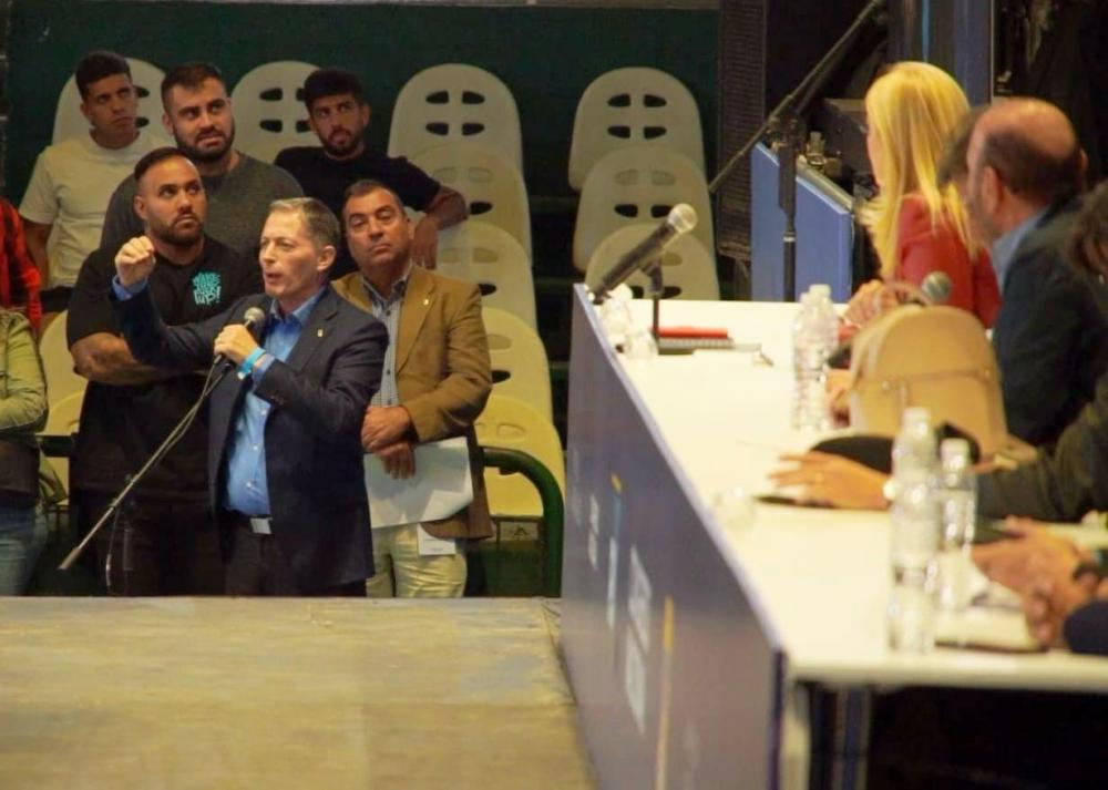 Fernando Gray pidió una "profunda renovación" del peronismo