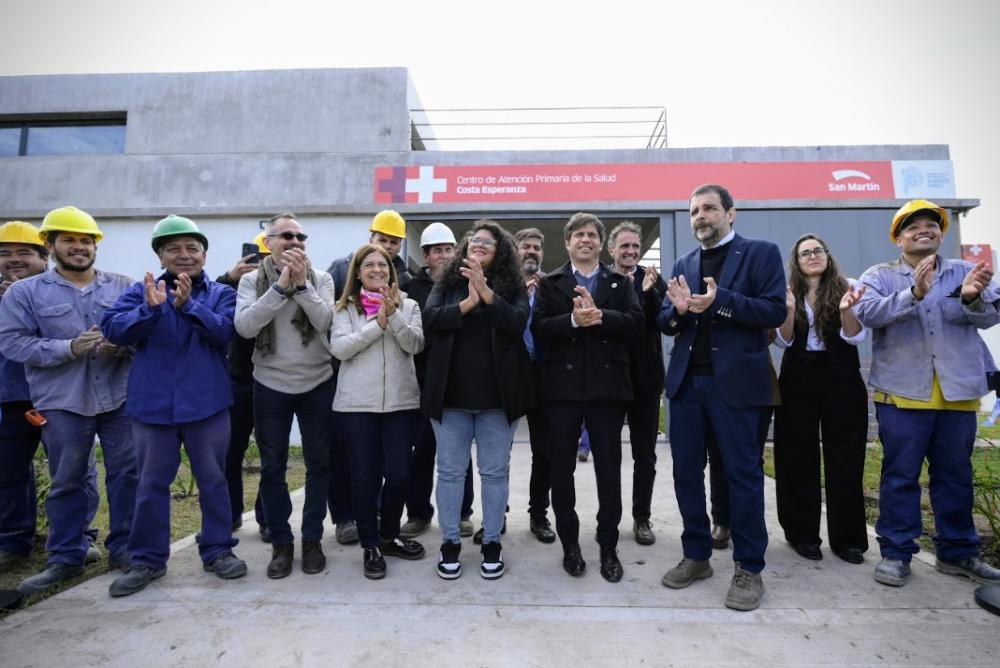 Kicillof inauguró centros de salud y de producción de alimentos en Costa Esperanza