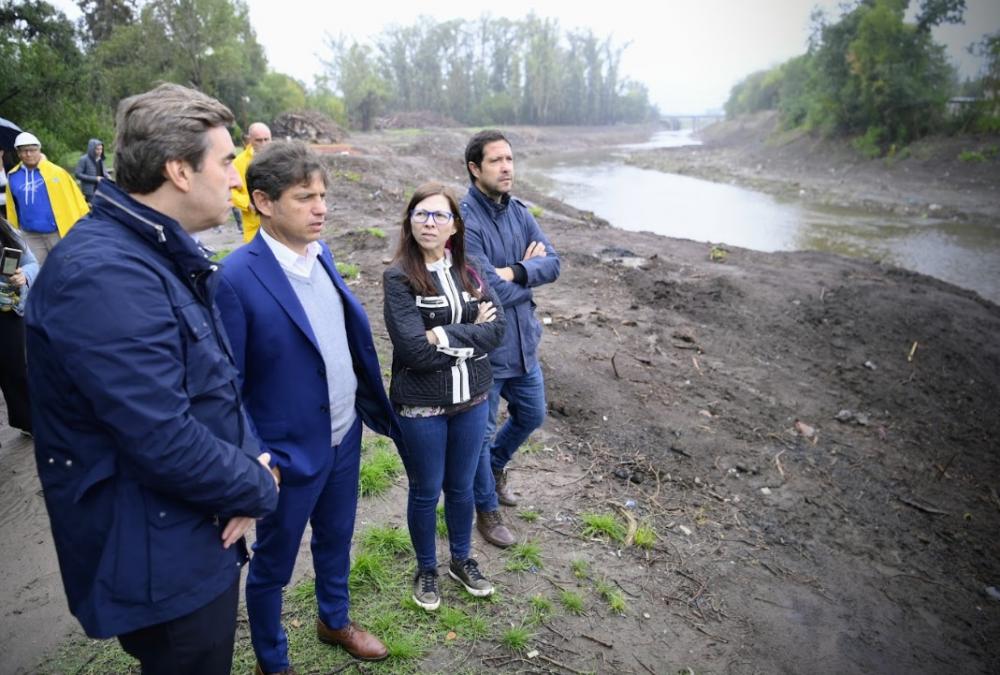 Kicillof y Boto recorrieron los avances de las obras del Río Luján