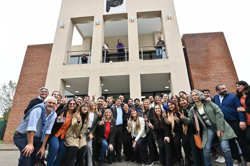 Kicillof inauguró la Casa de la Provincia en Pila